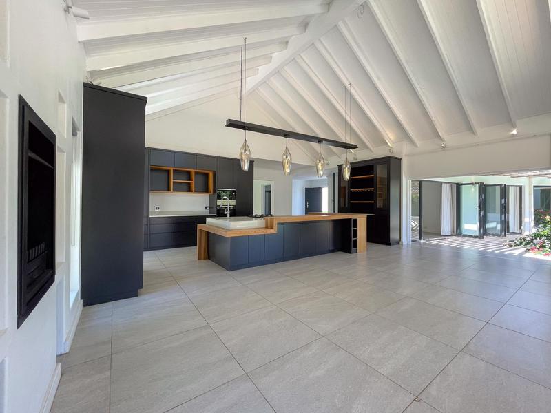 To Let 6 Bedroom Property for Rent in Constantia Western Cape
